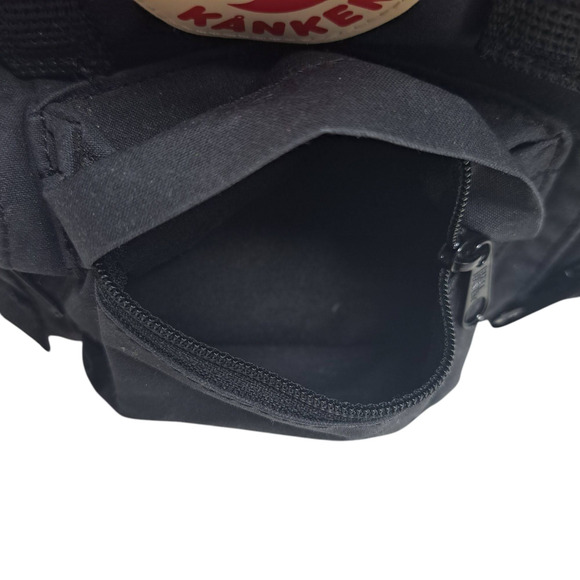 Fjallraven Kanken Mini Sling Crossbody Shoulder Bag Fog Black - Picture 9 of 11